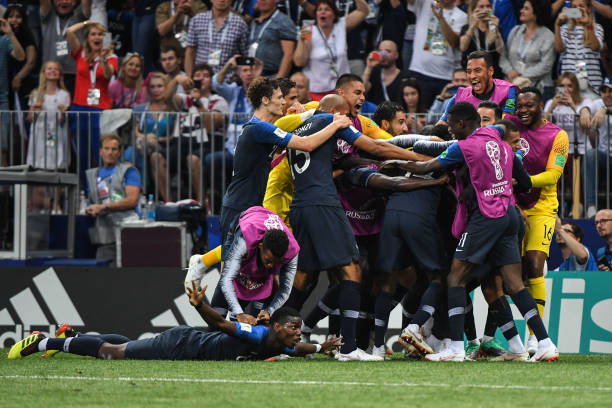 通过对优秀 通过对优秀